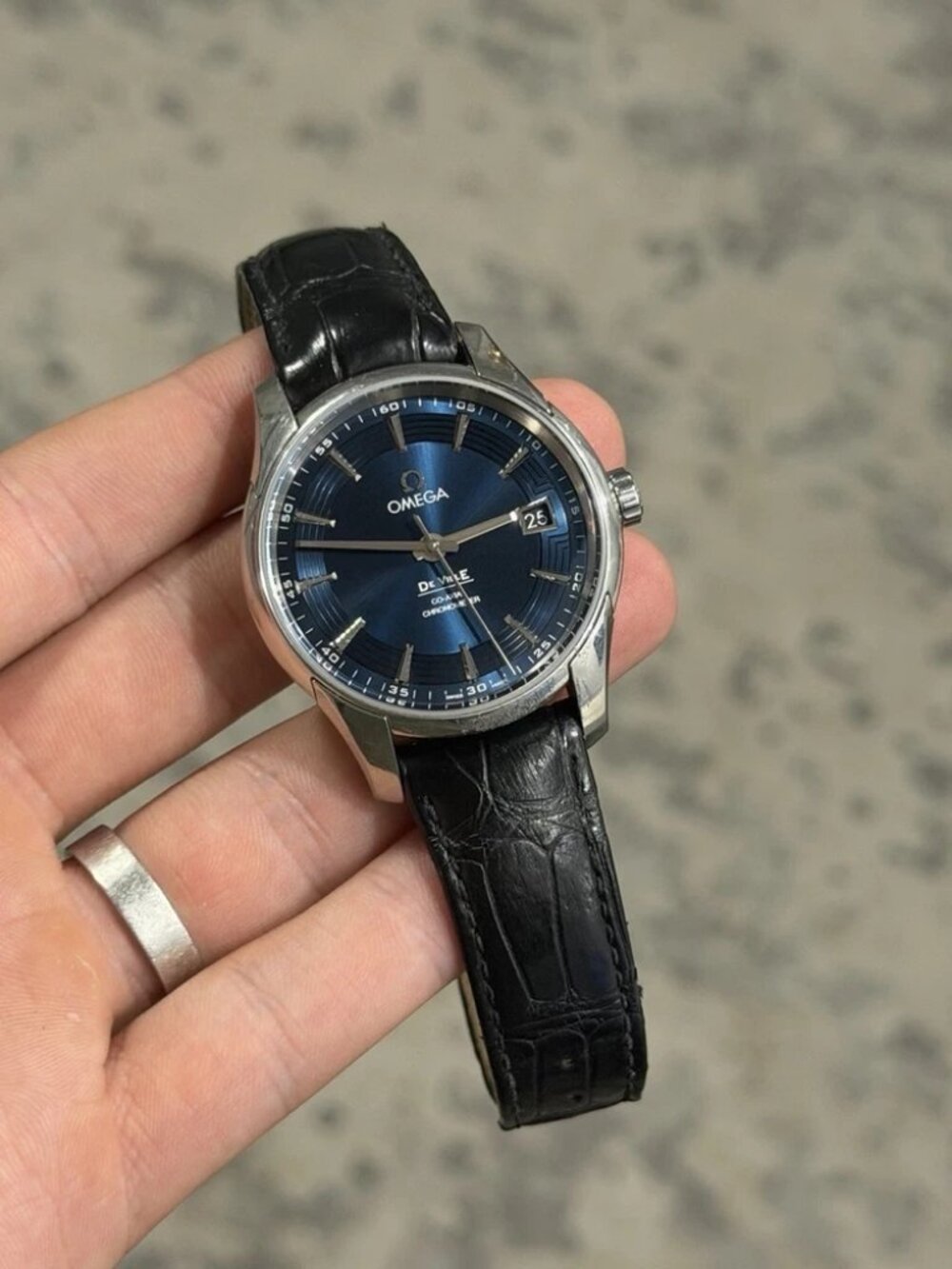 Omega De Ville Hour Vision Steel Auto 41mm Blue Roman Dial